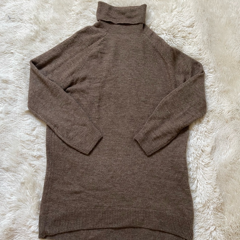 H&M long knit brown turtleneck sweater size XS